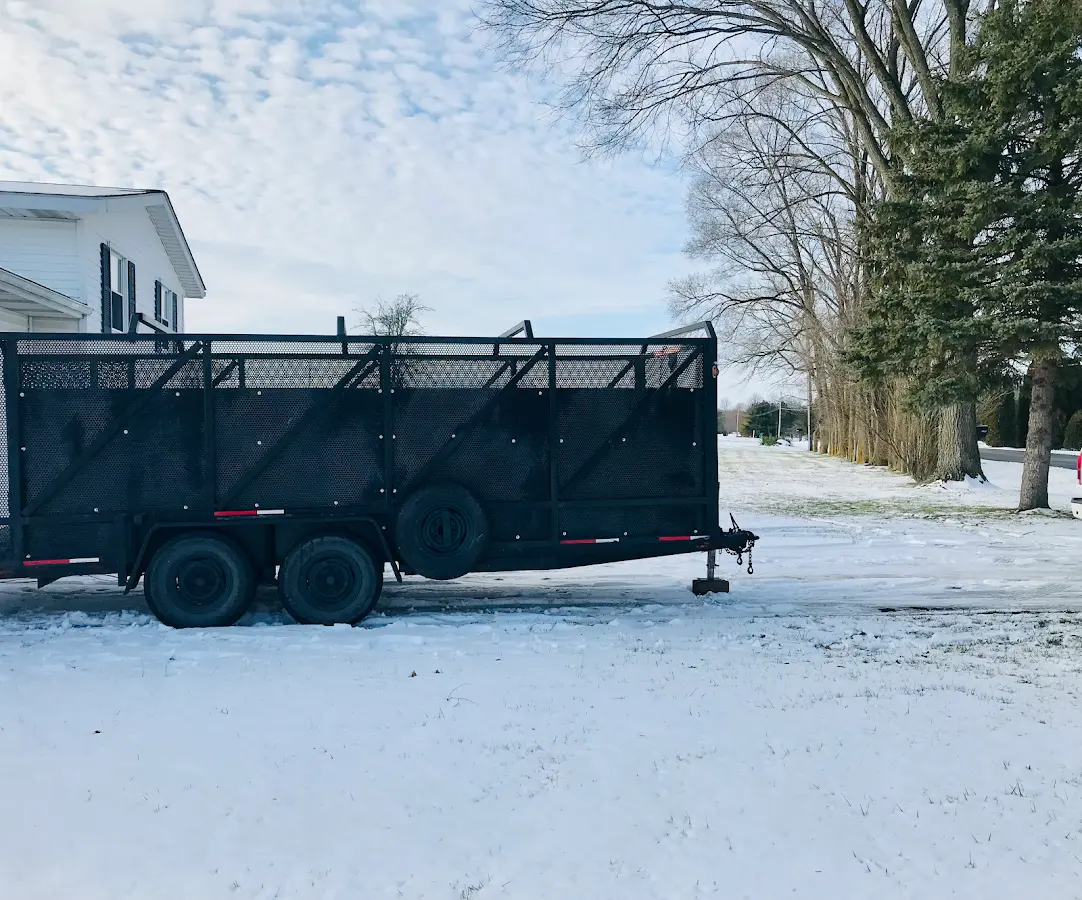 3 Yard Dumpster Rental in Howell, MI